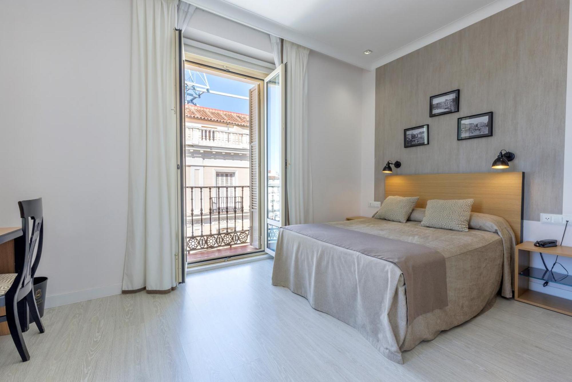 Hotel Europa Madrid Kültér fotó