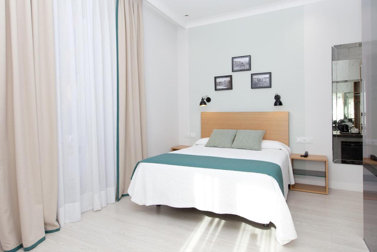Hotel Europa Madrid Kültér fotó